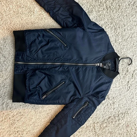 Jacket - Picture 2 of 6